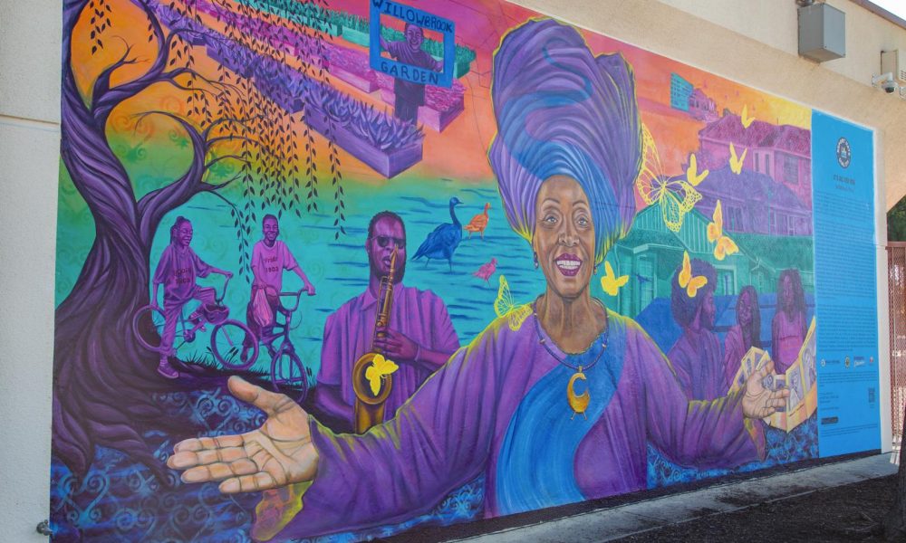 洛杉矶黑人社区揭幕的新反仇恨壁画